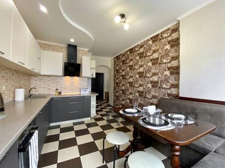 Comfortable 1k apartment, Lisoviy Kvartal, Brovary - apartment by the day