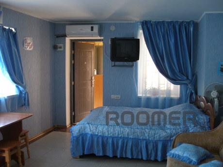 I rent in Miskhor the sea, Yalta, Crimea - 2-bedroom comfort