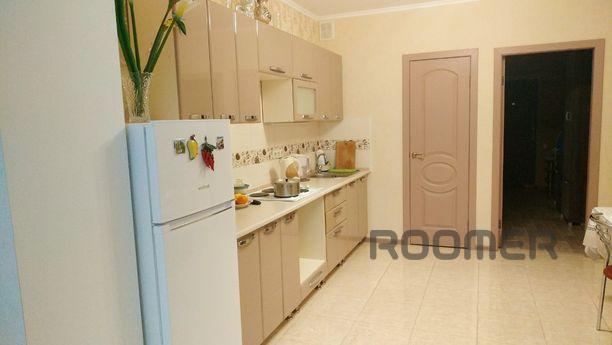 Spacious 50m apartment Island LCD, Odessa - apartment by the day