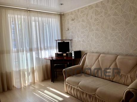 Сдам уютную 2х комнатную квартиру, Черноморск (Ильичевск) - квартира посуточно