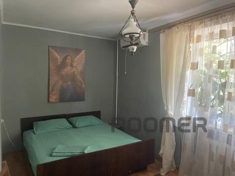Rent 3-room apartment by the sea, Chernomorsk (Illichivsk) - apartment by the day