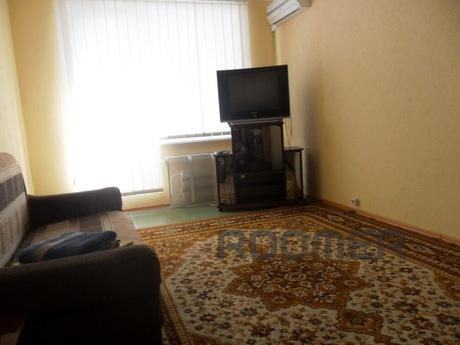 1 room. square. city. Labor, Kharkiv - apartment by the day