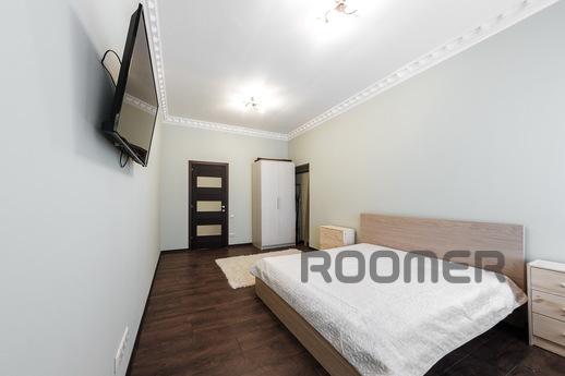 Elegant apartment on Nevsky 81, Saint Petersburg - apartment by the day