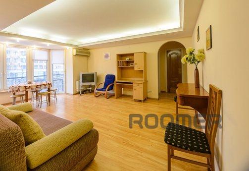 Comfortable apartment in Pechersk, Kyiv - apartment by the day