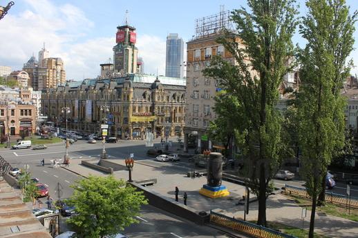 Світла квартира з сучасним ремонтом, Київ - квартира подобово