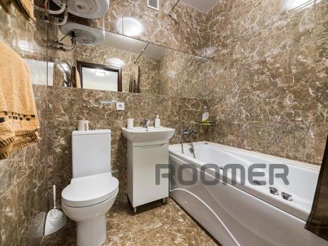 Modern apartment in the center, Kharkiv - apartment by the day