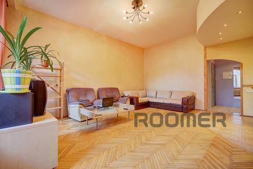 2 bedroom apartment in center, Санкт-Петербург - квартира подобово