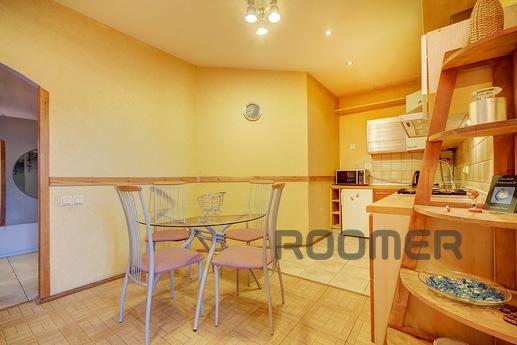 2 bedroom apartment in center, Saint Petersburg - apartment by the day