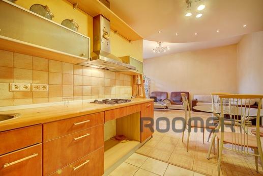 2 bedroom apartment in center, Saint Petersburg - apartment by the day