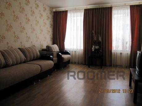 2 r apartment in a center  near a subway, Saint Petersburg - apartment by the day