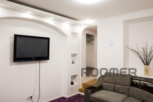 Rent 2-room. apartment in the very center of Odessa. Within 