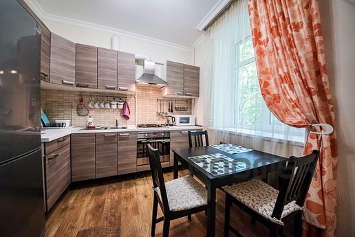 Luxurious 2 bedrooms. Apartment in the C, Krasnodar - apartment by the day