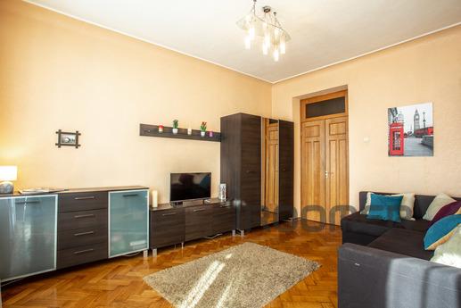 2-room apartment in the central area of Kiev. Address - st. 