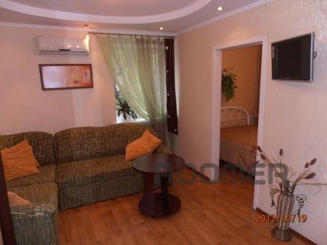 Shevchenko Avenue / Champagne 4/5 rooms adjacent, furniture: