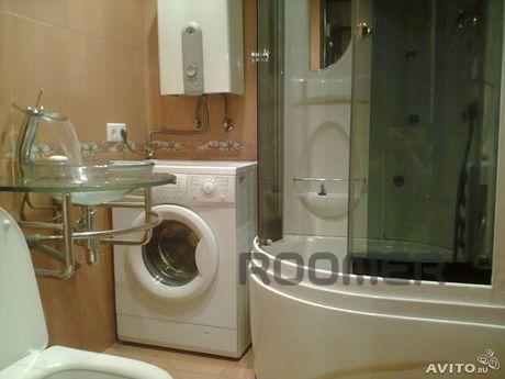 2-х кімнатна 7 гвардійської, Волгоград - квартира подобово