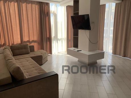stylish studio apartment in Odessa, Odessa - apartment by the day