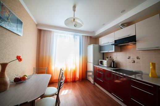 2-bedroom apartment in Vesenny Passage., Saratov - apartment by the day