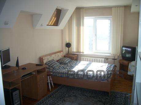Відмінна 4-х кімнатна квартира в Центрі, Красноярськ - квартира подобово