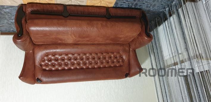 Spacious view apartment on the banks of the Dnieper in the c