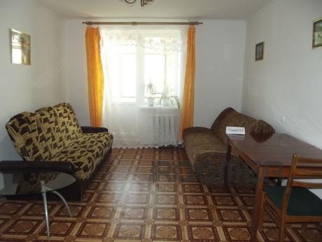I rent my studio apartment for rent in the town of Feodosia 