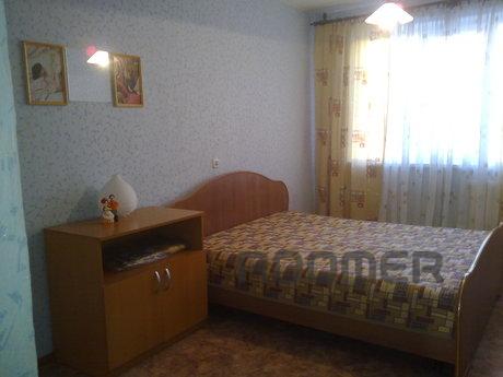 2 х комнатная квартира  р-н Пионерский, Екатеринбург - квартира посуточно