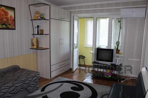 Rent a cozy, comfortable 1-bedroom apartment with a modern r