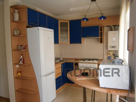 3 bedroom apartment in the Center, Rostov-on-Don - apartment by the day