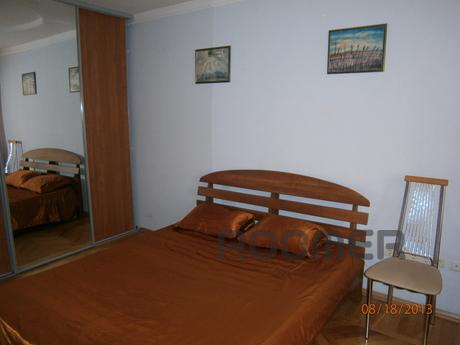 3 bedroom apartment in the Center, Rostov-on-Don - apartment by the day