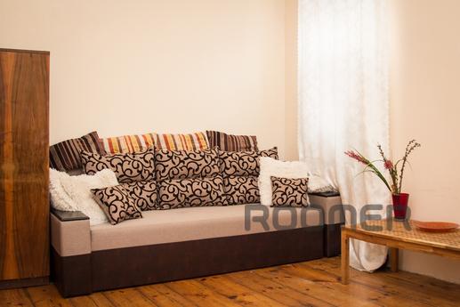 Best 2-apartment with renovated, Odessa - apartment by the day