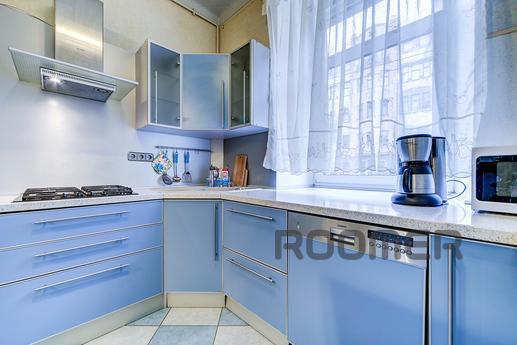 3-bedroom apartment in the center of St., Санкт-Петербург - квартира подобово