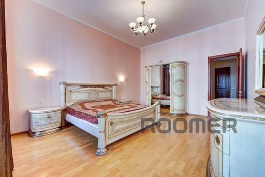 Daily 3kkv Nevsky Pros 103, Saint Petersburg - apartment by the day