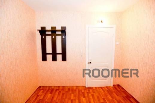2-кімнатна на Взлетка для 4 гостей, Красноярськ - квартира подобово