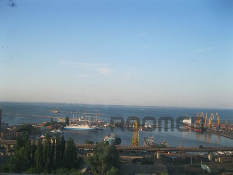 I rent an apartment overlooking the sea, Odessa - apartment by the day