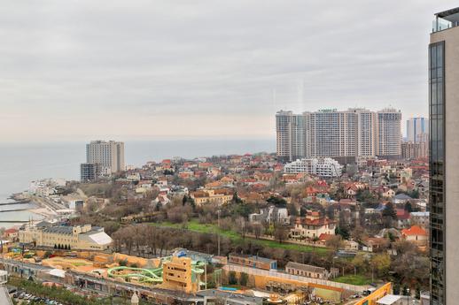 Gagarin Plaza beautiful sea view, Odessa - apartment by the day