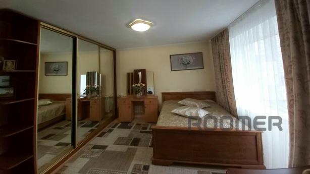 Cozy studio apartment for rent, Uman - apartment by the day