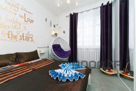 Арт-хаус Loft і ліжко на ланцюгах, Київ - квартира подобово