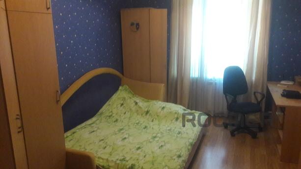 Velika 3 rooms BazarnaCenterLangeron, Odessa - apartment by the day
