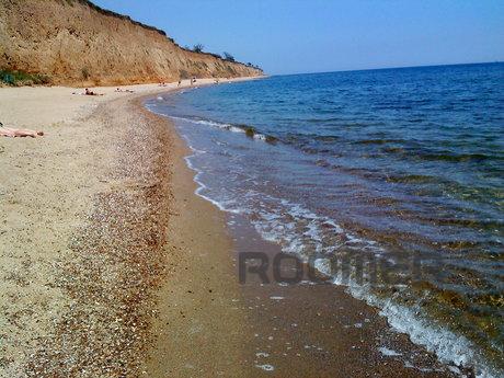 We invite you to rest in a clean place on the Black Sea rent