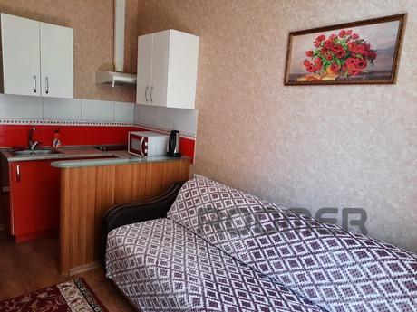I rent a cozy studio apartment on the shore of Streletskaya 
