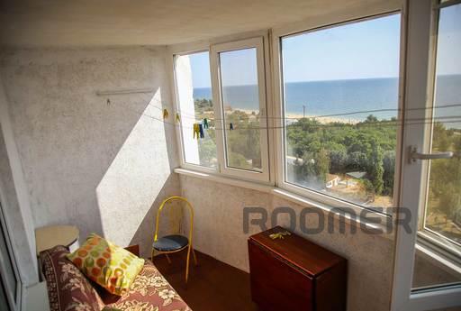 Apartment with panoramic sea views, Yuzhny - apartment by the day