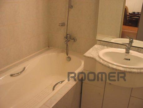 2-bedroom: Artema St 59, Kyiv - apartment by the day