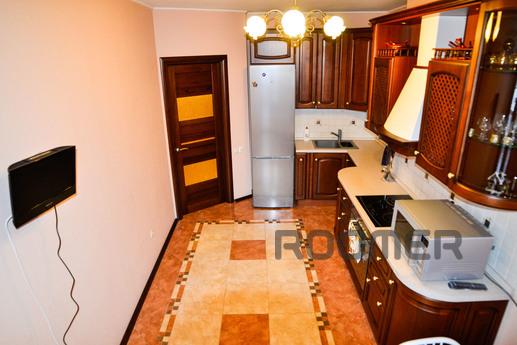 Luxurious 2 bedroom apartment, Yekaterinburg - apartment by the day