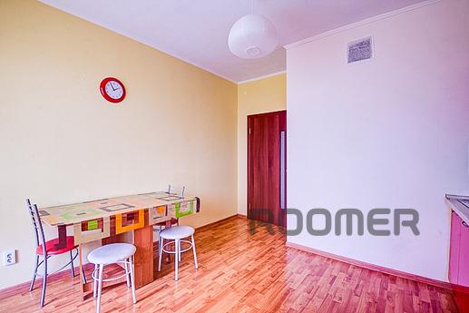 Bedroom with excellent repair., Yekaterinburg - apartment by the day