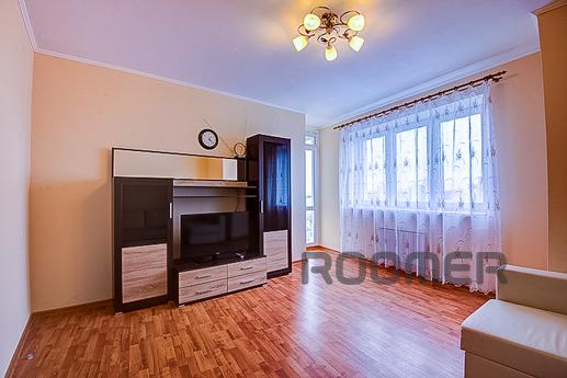 One bedroom apartment with a jacuzzi!, Yekaterinburg - apartment by the day