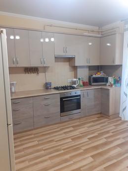 Rent 2 room apartment in a new house, Yuzhny - apartment by the day