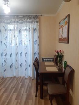 Rent 2 room apartment in a new house, Yuzhny - apartment by the day