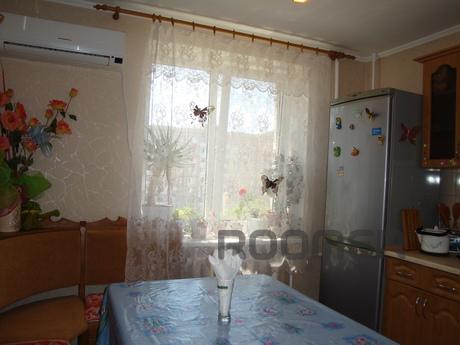 Пекрасный отдых для 4-х, Черноморск (Ильичевск) - квартира посуточно