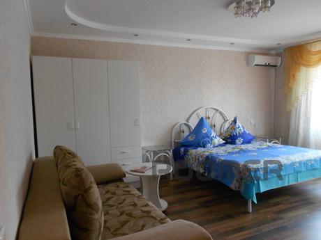 own apartment in the center, Zhytomyr - apartment by the day