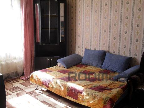Izhevsk. May Day District apartment in good condition. For y