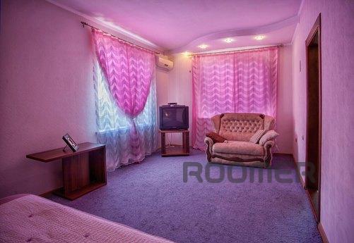 Apartment by the sea in Odessa. Own., Odessa - apartment by the day